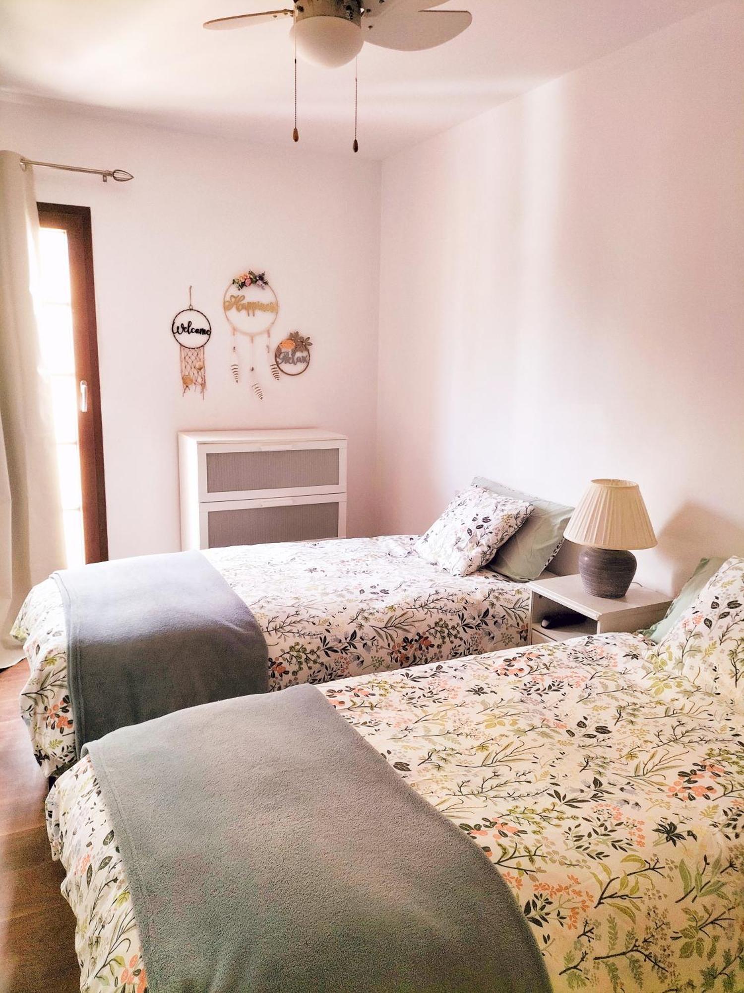 Valencia Beach Room With Private Bathroom Coliving Port Saplaya Eksteriør bilde